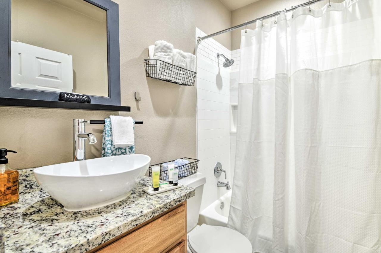Charming San Antonio Home About 4 Mi To Downtown Bagian luar foto