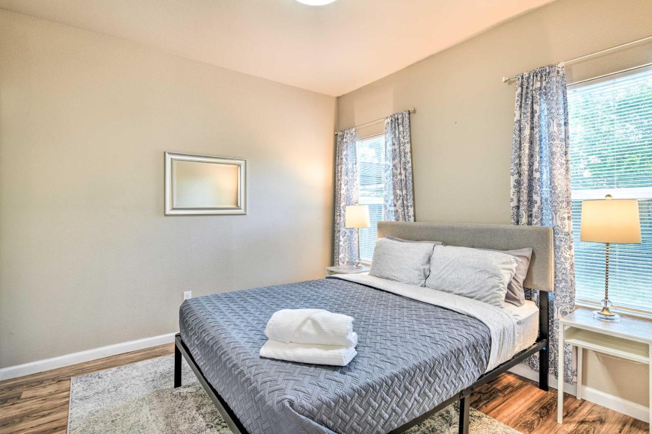 Charming San Antonio Home About 4 Mi To Downtown Bagian luar foto